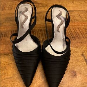 Worn once! Elegant Black Strappy Women's Shoes